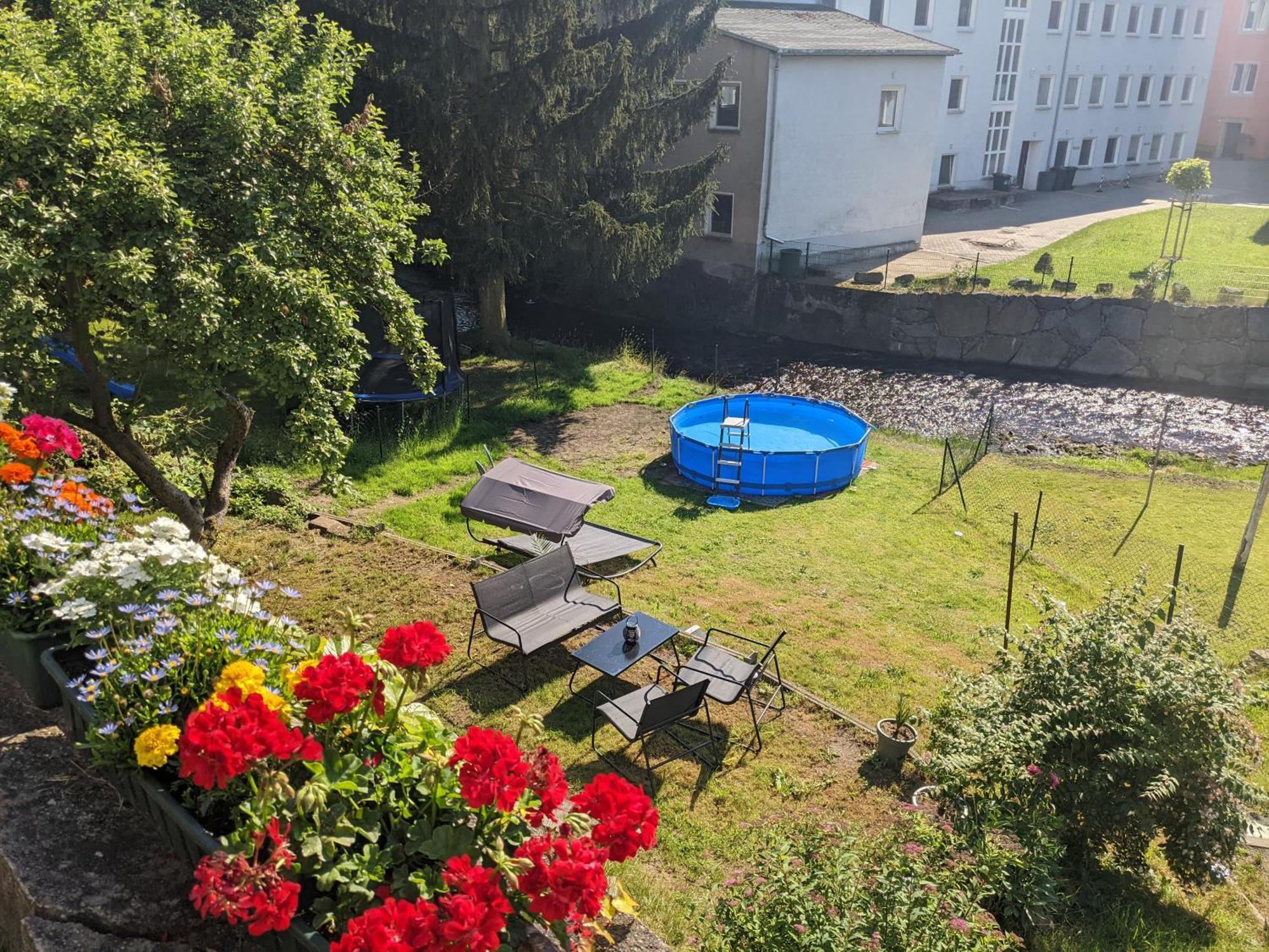 Hw3 - Urlaubsmagie - Helle, Grosse Wohnung Mit Pool Sebnitz Ngoại thất bức ảnh