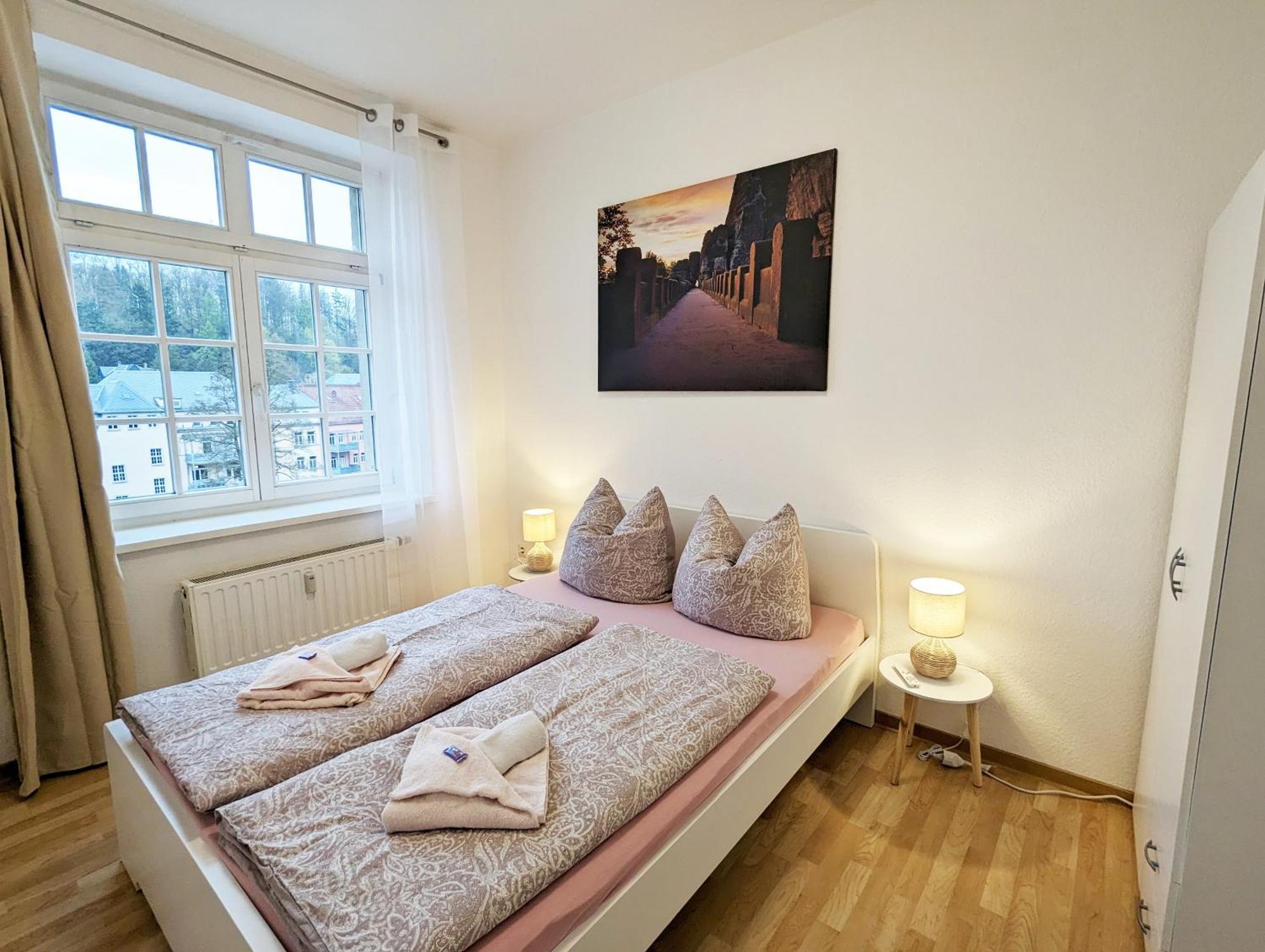 Hw3 - Urlaubsmagie - Helle, Grosse Wohnung Mit Pool Sebnitz Ngoại thất bức ảnh