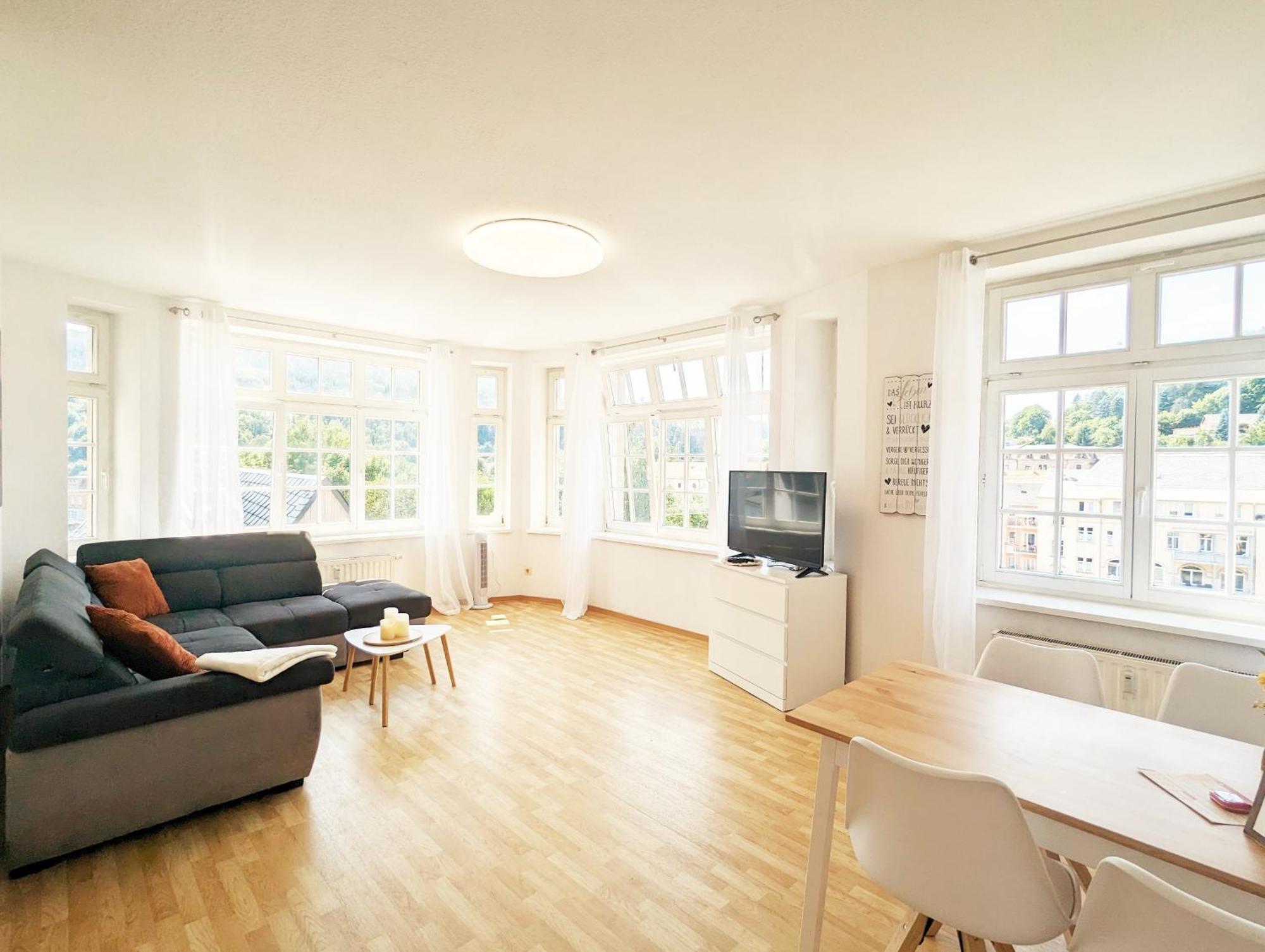 Hw3 - Urlaubsmagie - Helle, Grosse Wohnung Mit Pool Sebnitz Ngoại thất bức ảnh