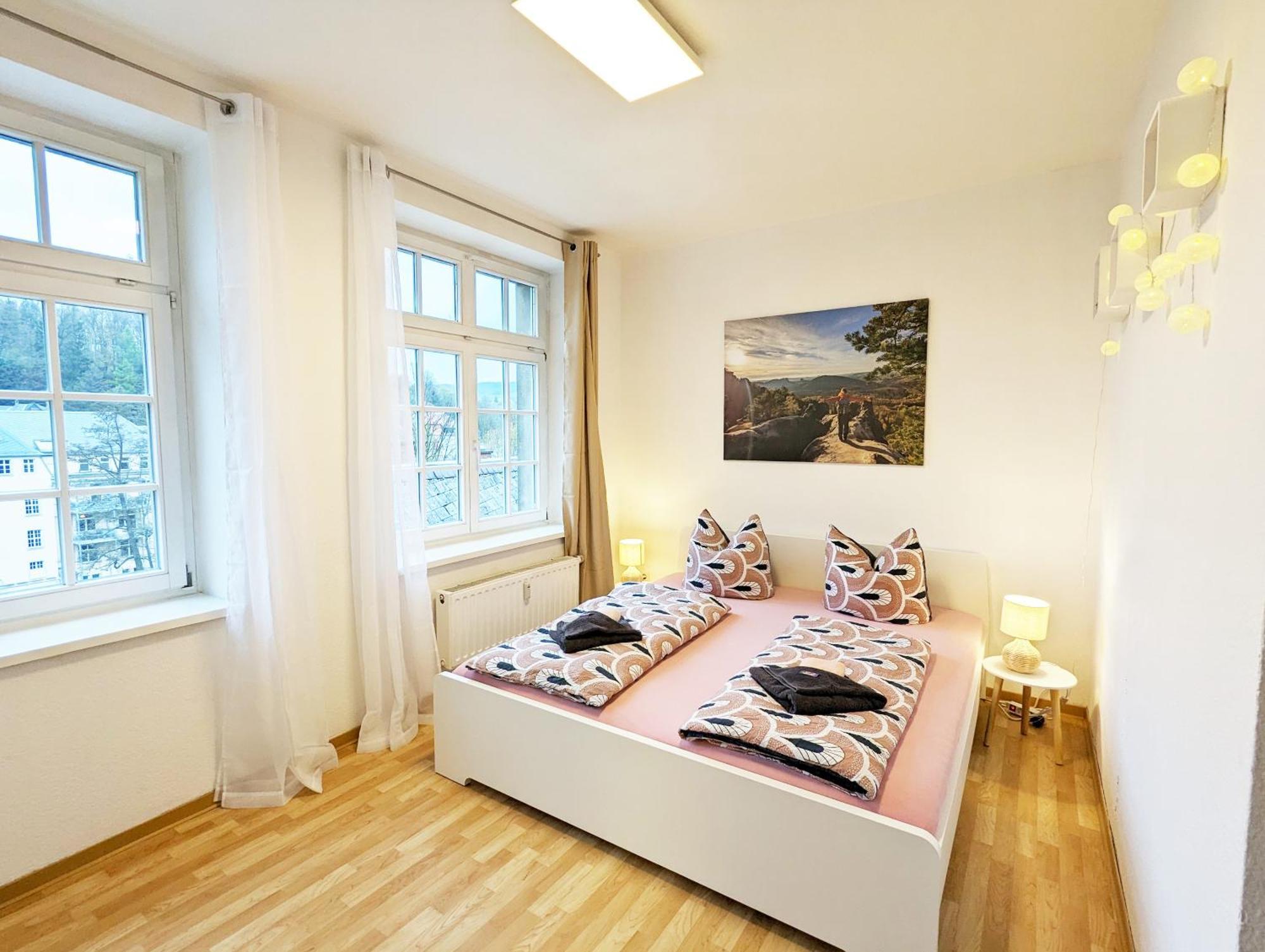 Hw3 - Urlaubsmagie - Helle, Grosse Wohnung Mit Pool Sebnitz Ngoại thất bức ảnh